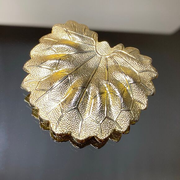 Vintage Scarf Clip Gold Tone Jewelry Clothing Clip Gift for Her Retro Shoe - Picture 1 of 7